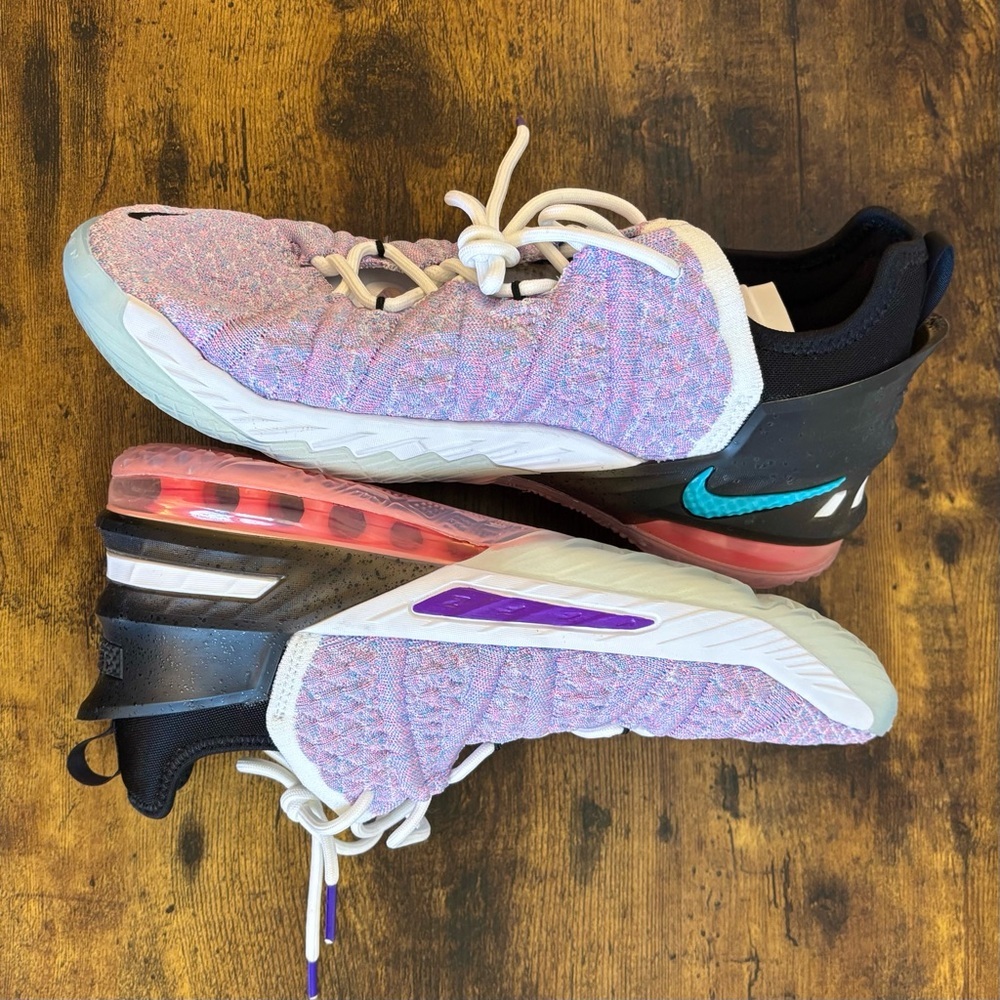 Nike Lebron 18 Graffiti shoes - Picture 8 of 14